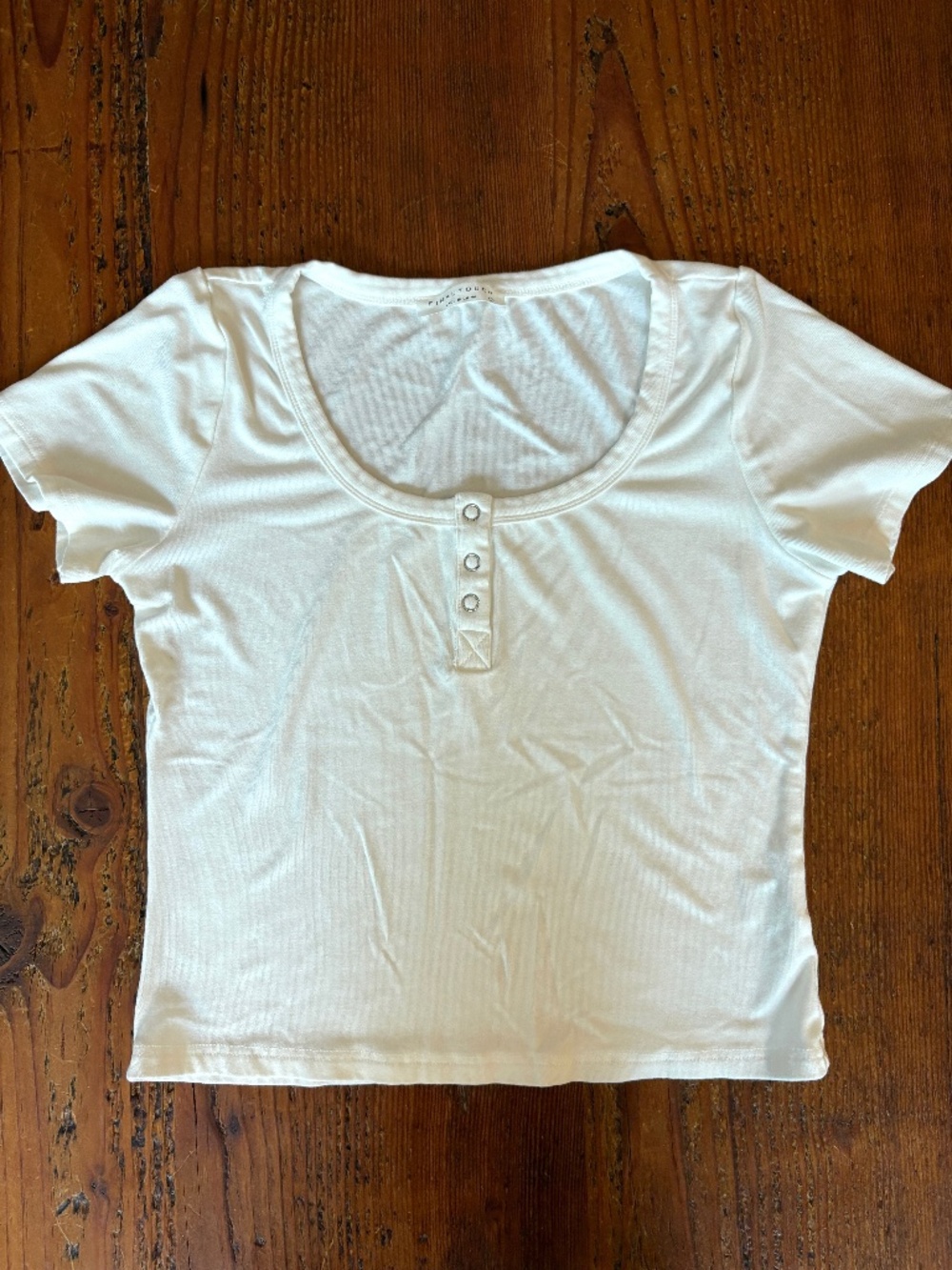 Final Touch White Henley Scoop Neck T-Shirt Size Large Made in USA Cropped